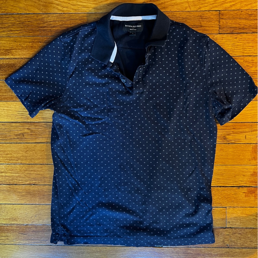 Banana Republic blue men’s dress polo